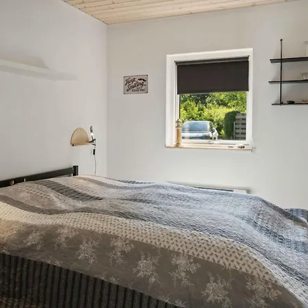 Beautifully Renovated Summer House, * Bøtø By