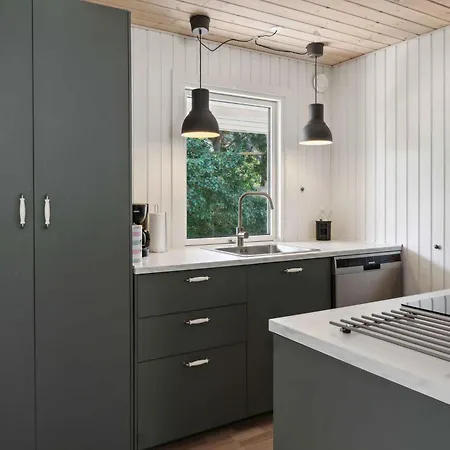 Beautifully Renovated Summer House,