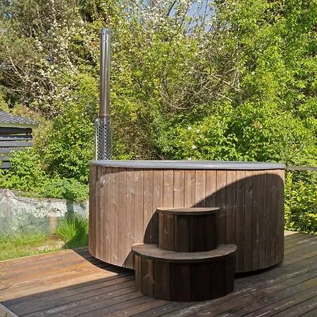 Cozy House With Outdoor Feriehus Bøtø By